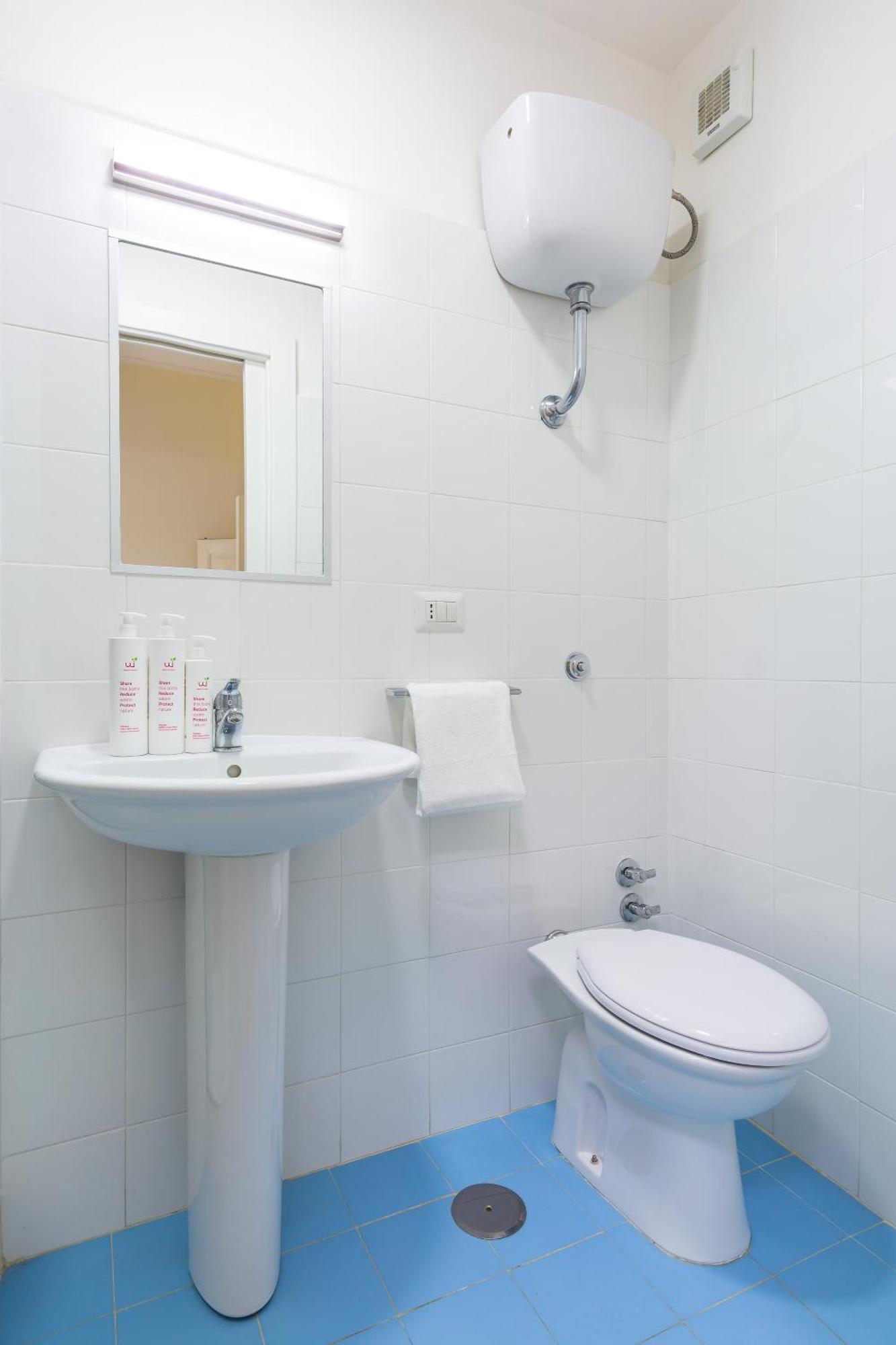 A Pochi Passi Da Piazza Del Gesu By Wonderful Italy Apartment Naples Luaran gambar