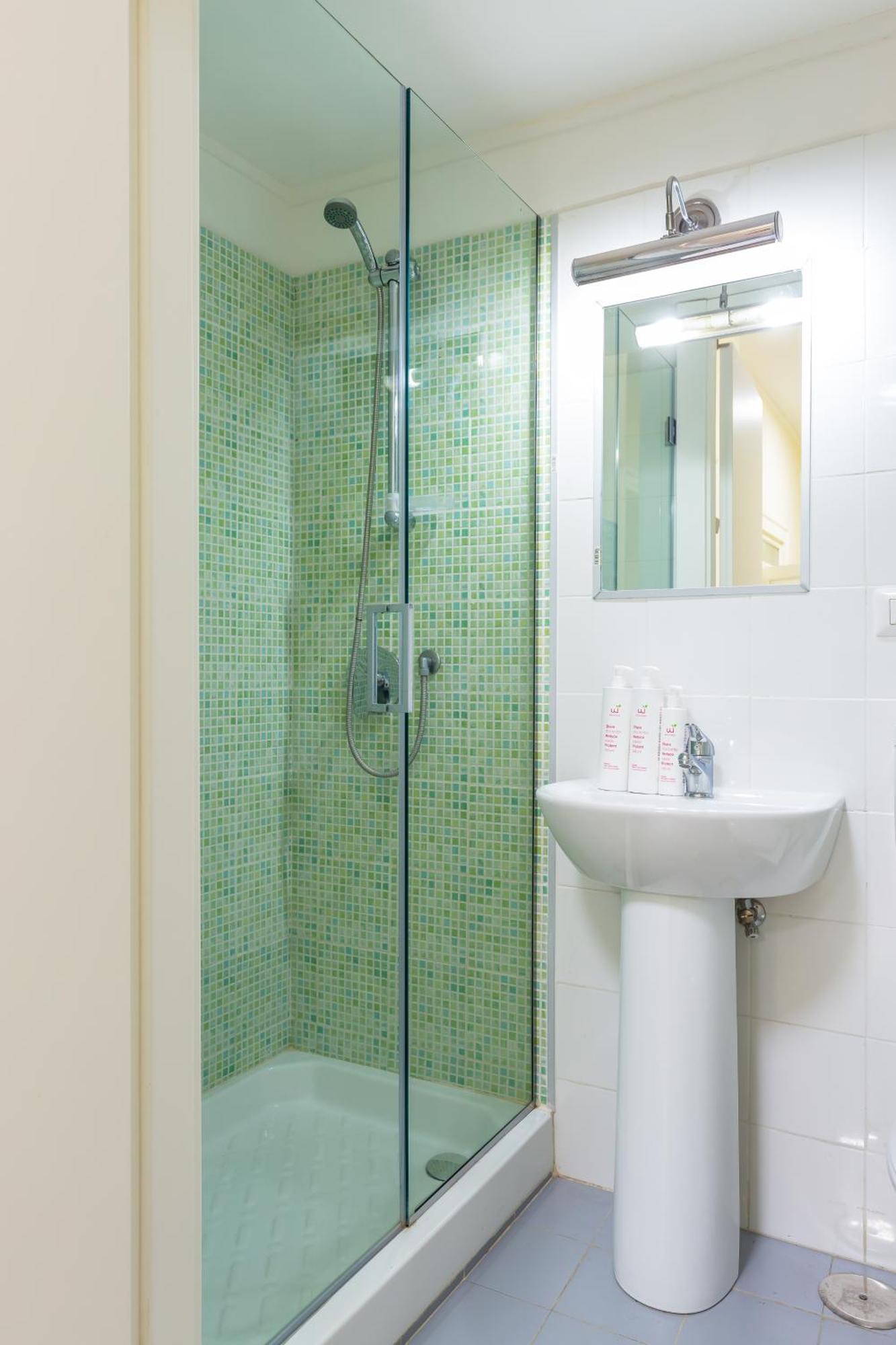 A Pochi Passi Da Piazza Del Gesu By Wonderful Italy Apartment Naples Luaran gambar
