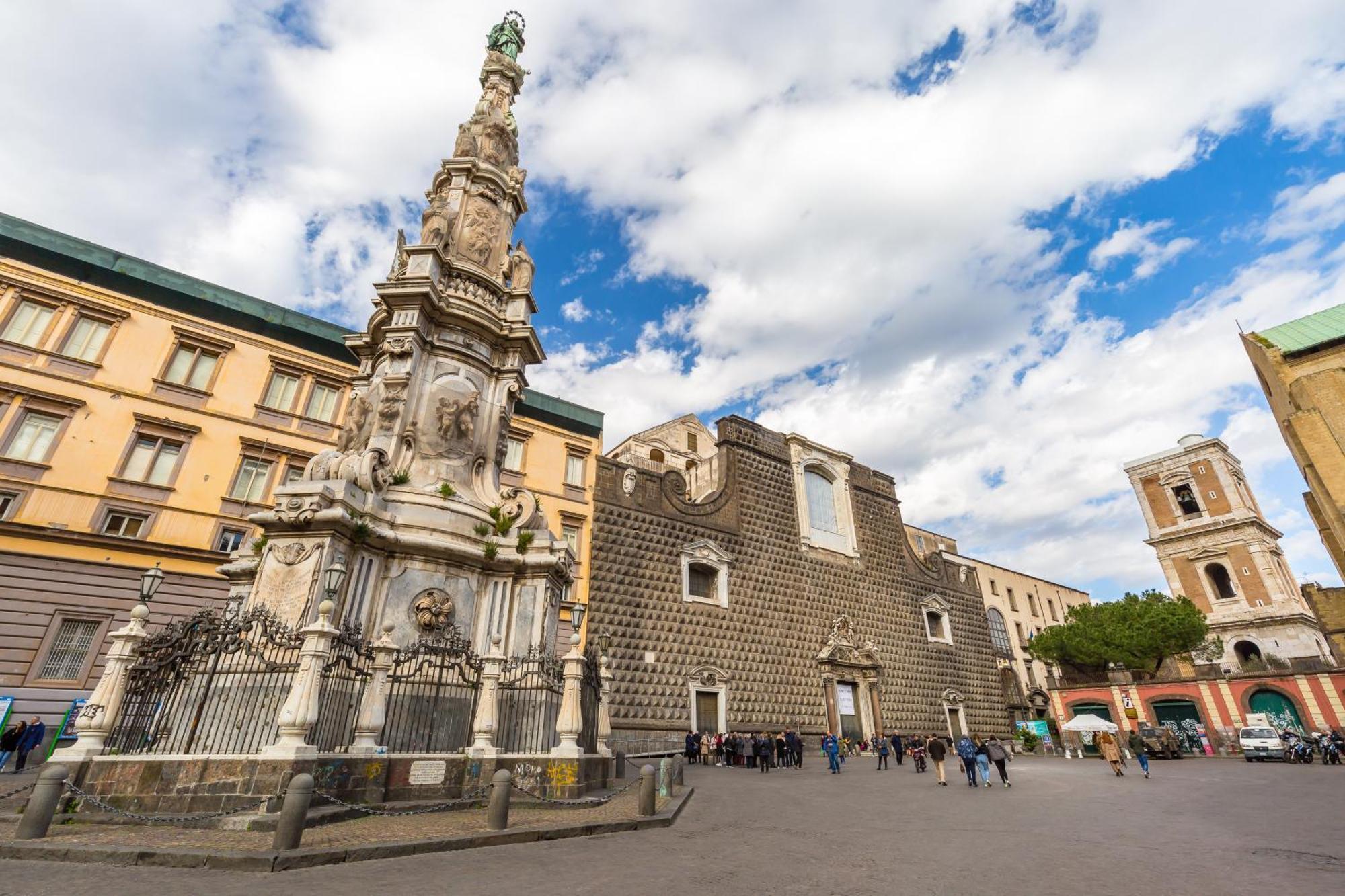 A Pochi Passi Da Piazza Del Gesu By Wonderful Italy Apartment Naples Luaran gambar